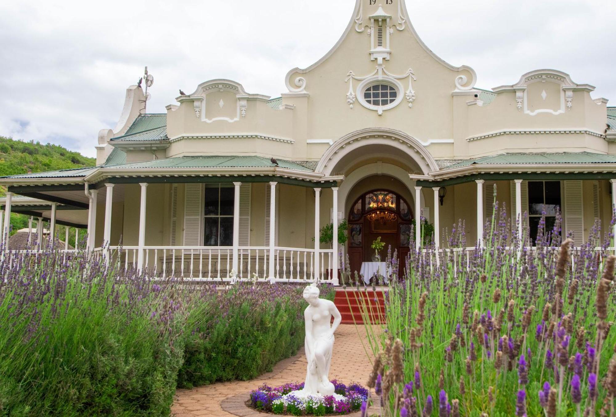 Bakenskraal Ostrich Palace Oudtshoorn Exterior photo